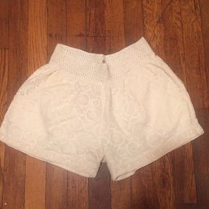 White/Cream Mid Rise Lace Shorts
